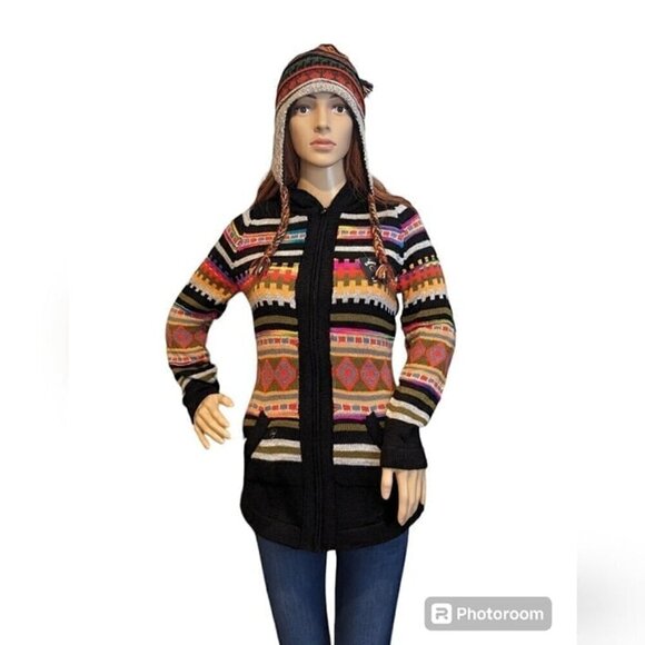 Alpaca sweater  traditional Design | unique Colored Sweater | Gift For Her | - Picture 1 of 6